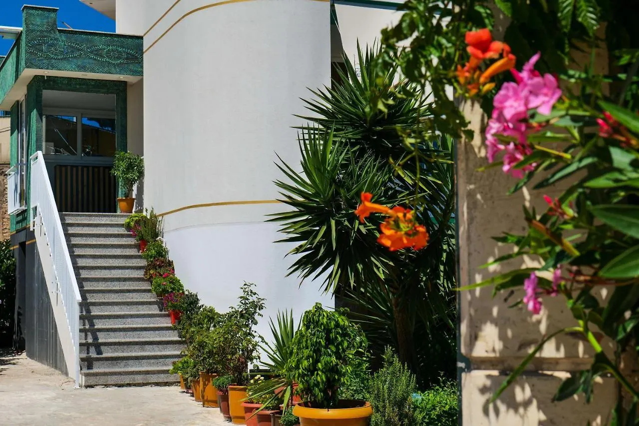 Vila Marjana Sarandë