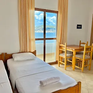 Apartment Redi's Seaview, Sarandë