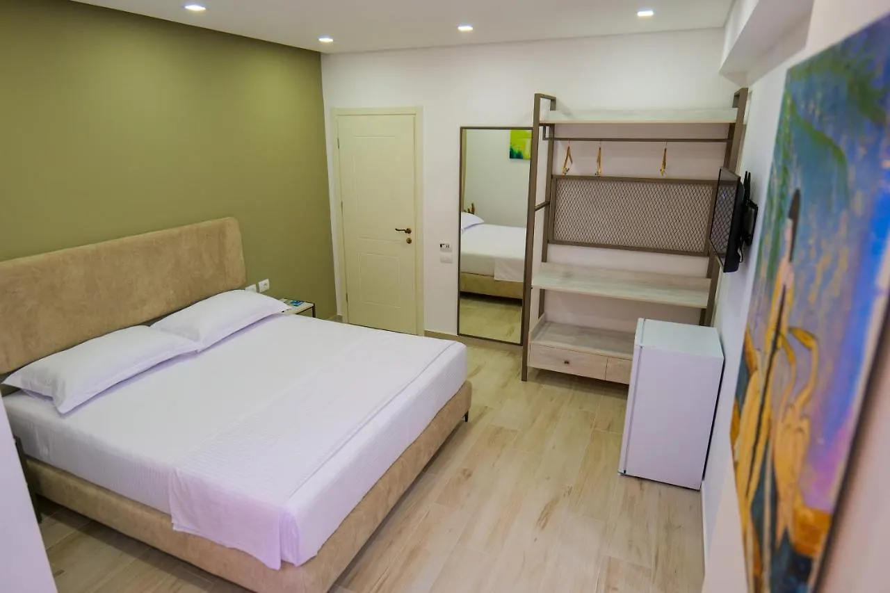 Vila Marjana Sarande 0*,  Albania