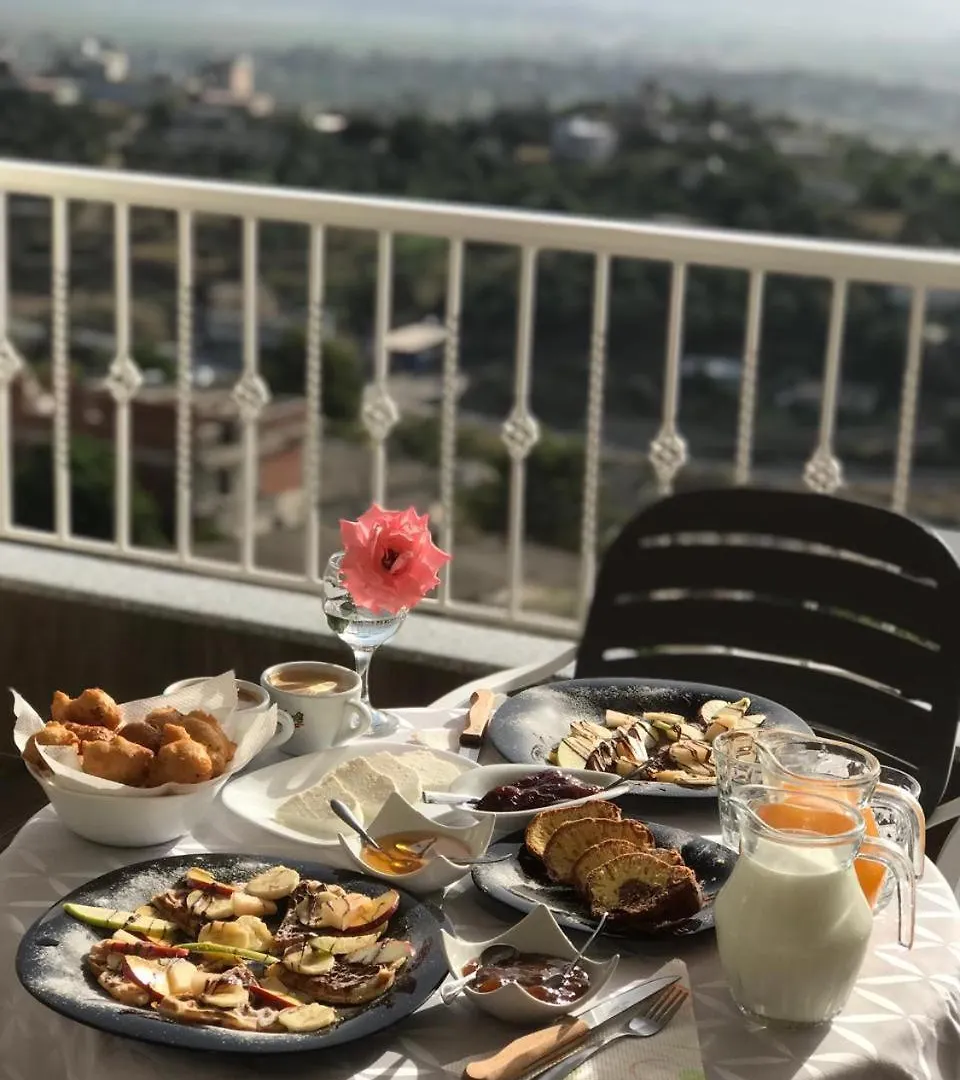 Vila Marjana Sarande Albania