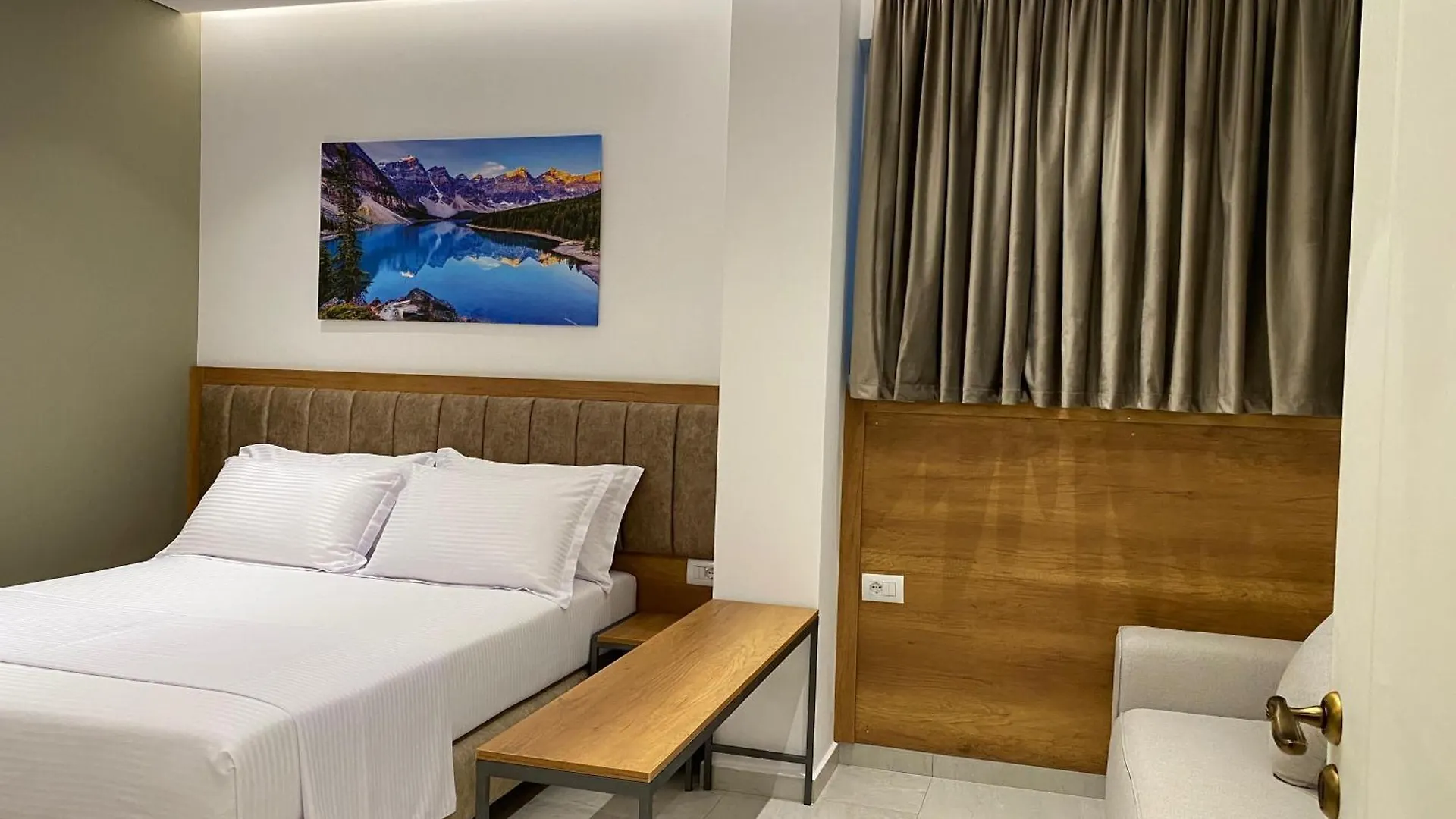 Vila Marjana Sarandë